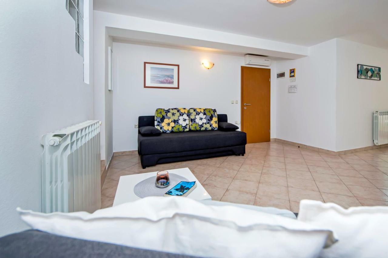 Apartments Vanda Rovinj Buitenkant foto